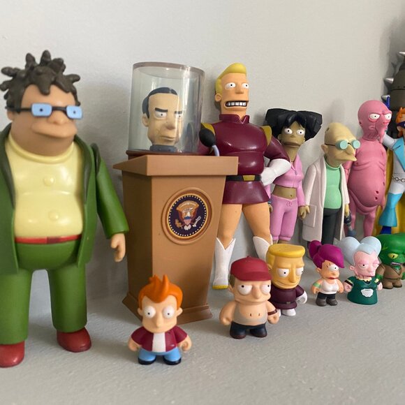 FUTURAMA FIGURES - Picture 2 of 5